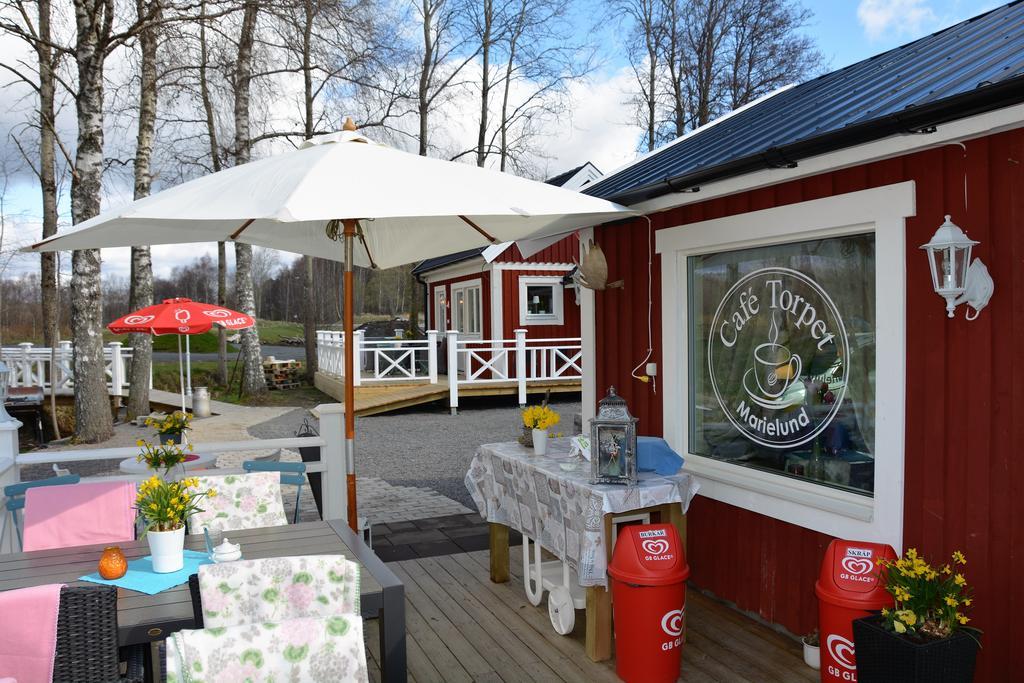 Cafe Torpet B&B Skepplanda エクステリア 写真